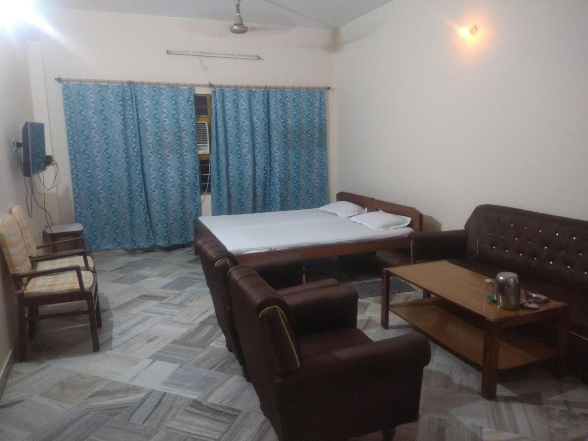 Begusarai Motel Sayonara מראה חיצוני תמונה